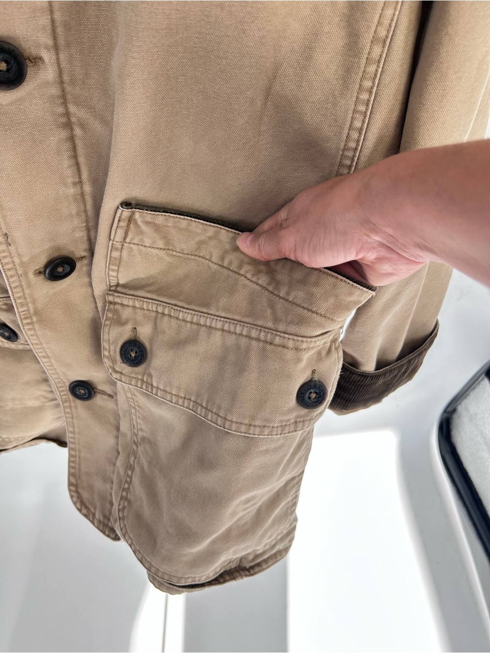 Orvis Classic Collection Barn Chore Coat - Khaki color - Medium - Picture 4 of 6